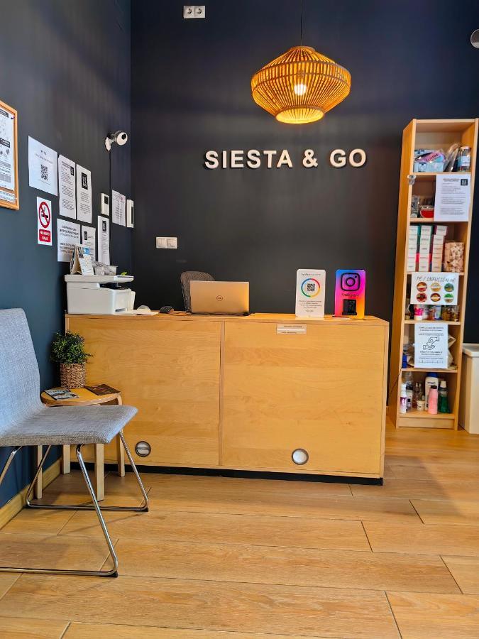 Hostal Siesta & Go Madrid Luaran gambar